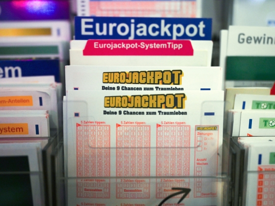 Valaki megütötte a főnyereményt az Eurojackpon: itt vannak a nyerőszámok