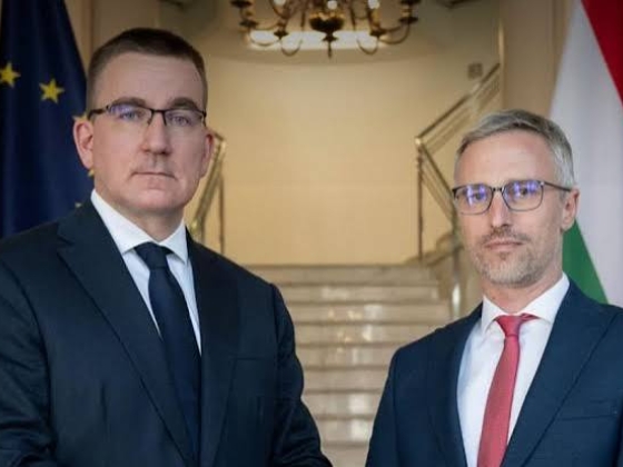 Feledy Botond: új magyar külügyi stratégia készül, teljes szakítás lesz az Orbán Balázs-féle MAGA-vonallal