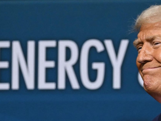 Az Egyesült Államok energetikai vészhelyzetet hirdetett, majd 4 milliárd dollárt fizetett kevesebb energiáért