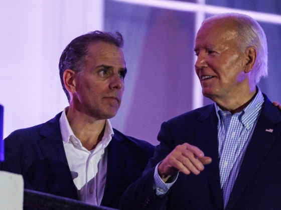 Könnyeivel küszködve beszélt Joe Biden drámai leépüléséről fia, Hunter Biden