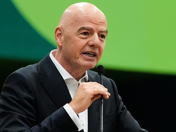 A FIFA megvédi Infantinot, miután állítólagos „szeretőjének” lelepleződését az UEFA megfizette