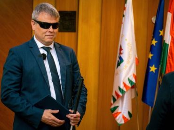 Elővette az elmúlt 16 év egyik kényes ügyét a szociális miniszter