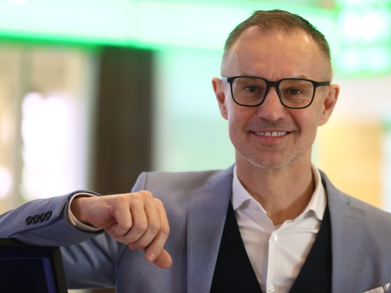 Garami Gábor lecserélte a rádiót az óceánjáróra: így él most a világot járó dobos