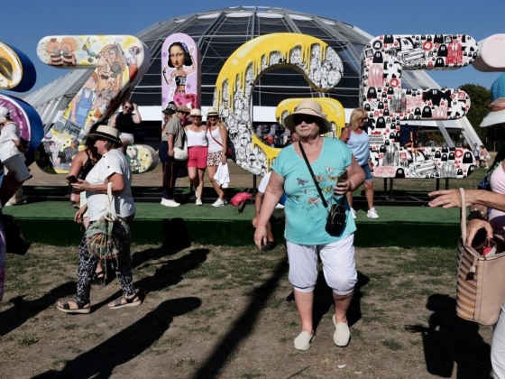 Este 6 után drágul a sör a Szigeten, és a gyrostál is 6000 forint fölött: megnéztük az árakat