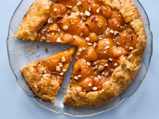 Hogyan kell főzni a tökéletes barackgalettet – recept | Felicity Cloake hogyan készítse el a tökéleteset…