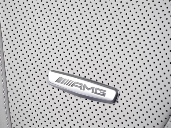 Per a Mercedes-AMG ellen: Állítólag a forró ülés logója égési sérüléseket okoz