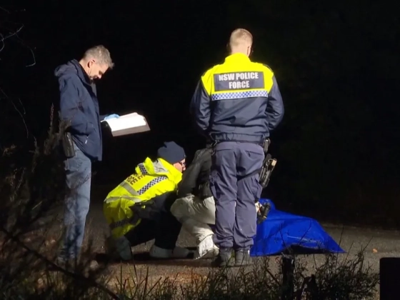 Bőröndbe tett holttestről kapott bejelentést az ausztrál rendőrség, de csak egy élethű bábut találtak
