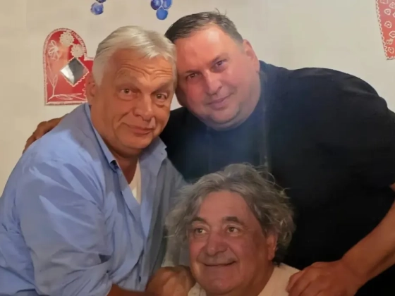 Orbán Viktor ezúttal egy szerb bulvárhőssel mutatkozott