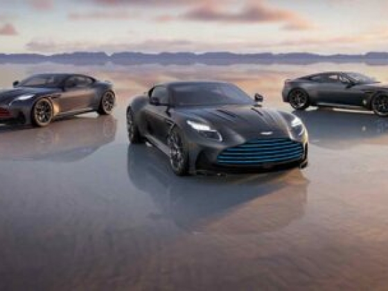 Az Aston Martin három különleges DB12 S modellt készített az 1950-es évek versenyautói által inspirálva
