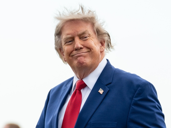 Őrült listát tett le Trump Irán elé: az elmúlt 50 év összes bűnét a fejükre olvasta