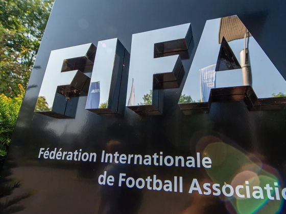 Az európai, az ázsiai és az észak-amerikai szövetség nyílt levélben bírálta a FIFA-elnököt