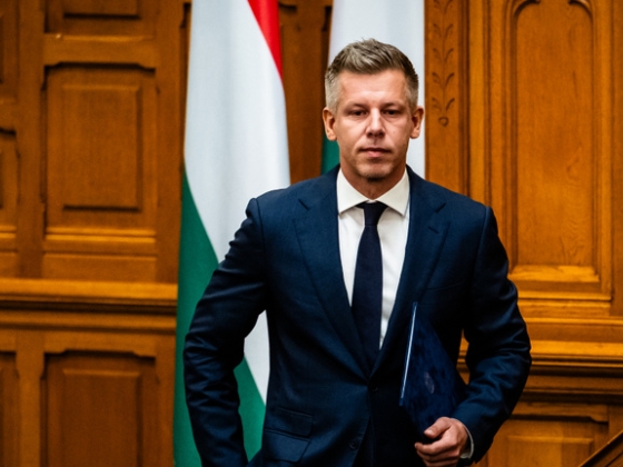 Magyar Péter közölte Toroczkai Lászlóval, amíg nem kér bocsánatot, nincs miről beszélniük - Az Országgyűlés ülése