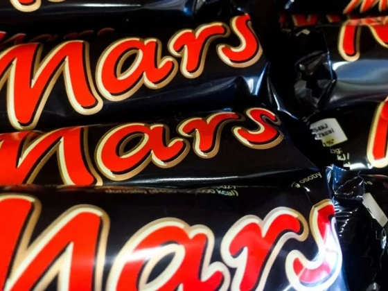 35 éves Mars csokiszelet került elő egy házból – a mai változat eltörpül mellette - videó