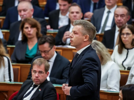 Augusztus végével megszűnik a legfőbb ügyész megbízatása