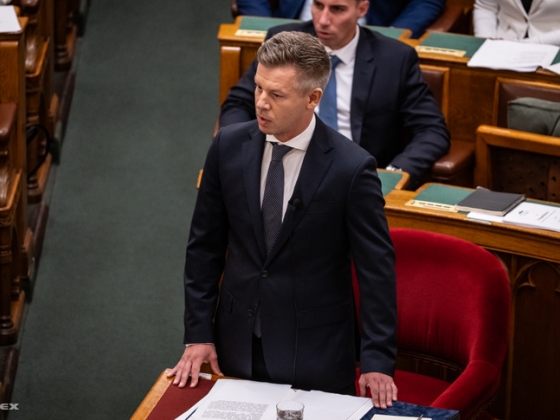 Magyar Péter Toroczkai Lászlónak: Amíg önök nyilvánosan nem kérnek bocsánatot, addig nincs miről beszélnünk