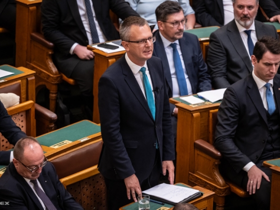 Rétvári Bence: Ez szégyen
