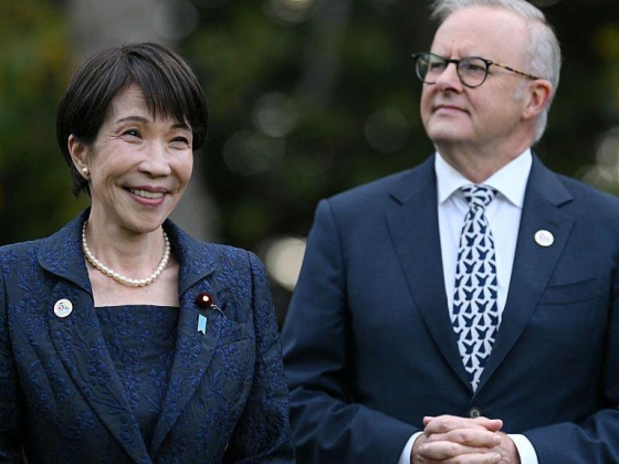 Az ausztrál miniszterelnököt a japán dinnyeajándékokkal kapcsolatos megjegyzések miatt támadják