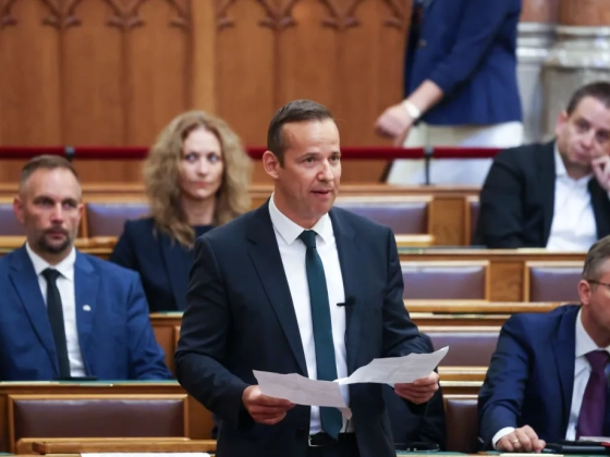 Toroczkai: A házbizottsági ülés eredménye volt a keddi főhajtás