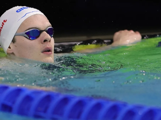Az olimpiai bajnok Kós Hubertet junior világcsúccsal előzték meg az úszó Eb-n