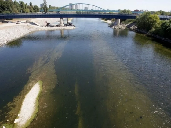 Több mint száz éve rejtőzött a Szávában, most előbukkant a hajóroncs