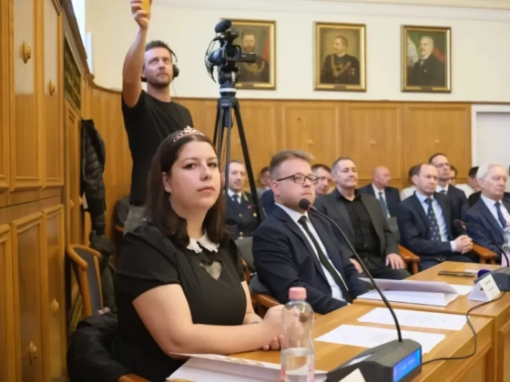 Nem önszántából ült a kristállyal megpakolt autóban, állítja a drogkereskedelemmel gyanúsított volt MKKP-s pécsi politikus