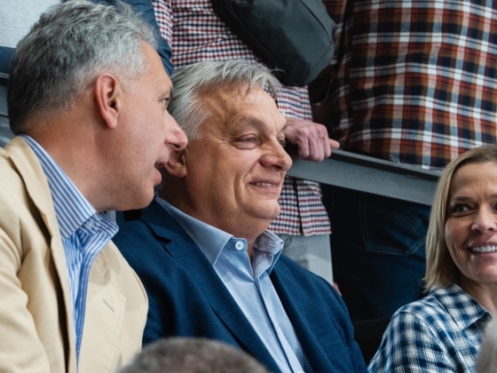 Reagált az Orbán fb-oldalát 4 milliárdért szerkesztő Kaminski: 24 órában rendelkezésre kellett állnom