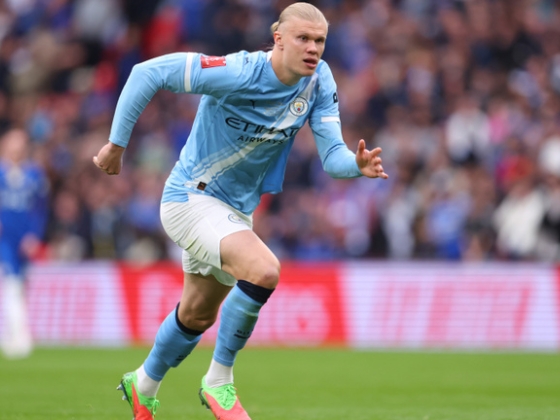 Túl sok gólt szerez Erling Haaland, ezért nem lehet a Manchester City csapatkapitánya