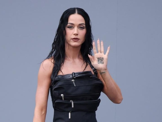 Katy Perry legújabb albuma soha nem látott csúcsra emelkedik