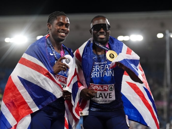 Romell Glave 100 méteres bajnoki címre szárnyal, miközben Jeremiah Azu brit egy-kettőt tesz