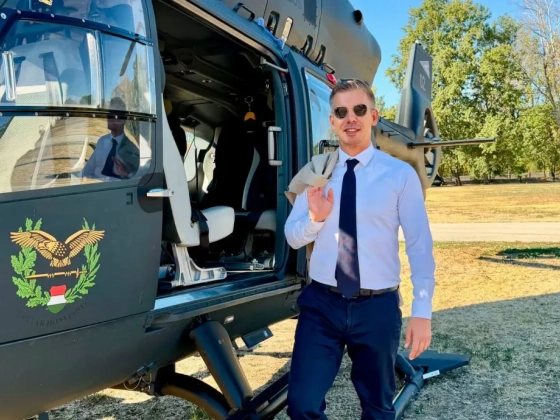 Magyar Péter honvédségi helikopterrel indul Paksra