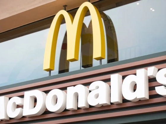 Ilyen McDonald's még nem volt Magyarországon: meglepő látvány fogadja a vendégeket az új étteremben