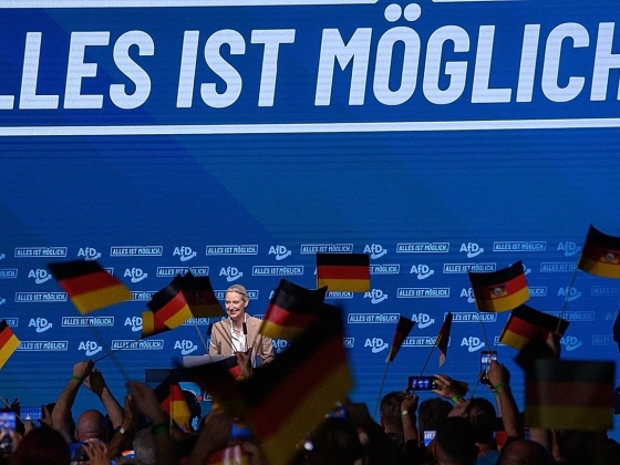 Az EU centrista koalíciója most először kerülhet többségbe
