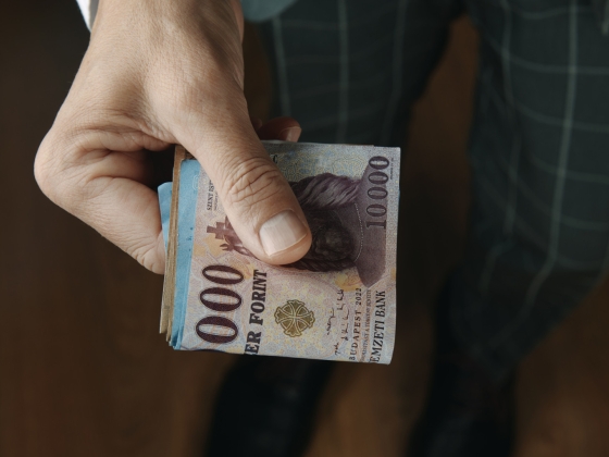 Jó hírt kapott a forint, kezd magára találni