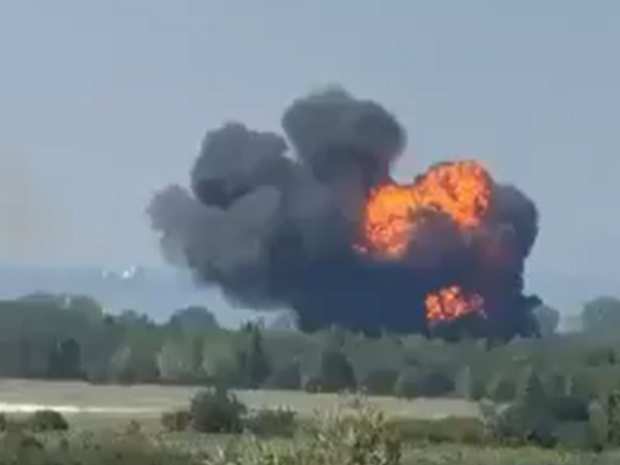 Leszállás közben lezuhant és lángba borult egy NATO-vadászgép
