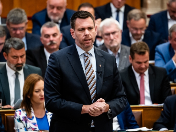 Bejelentést tett Vitézy Dávid, újabb vasútvonalat élesztenek újra