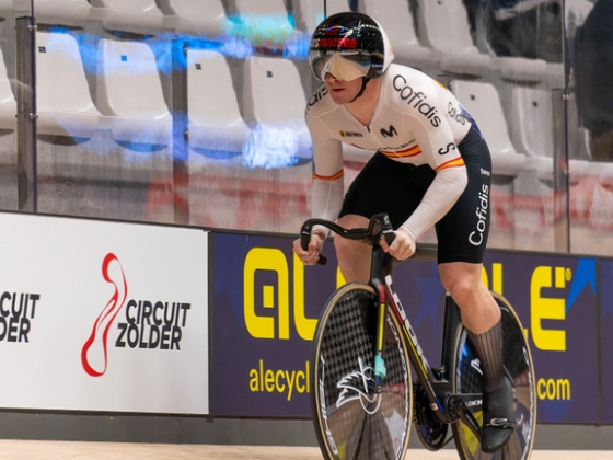 Életveszélyes bukás a Budapest Grand Prix-n, egy versenyzőt kórházba kellett szállítani