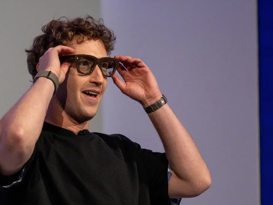 Profi MMA-harcossal verekedett össze Mark Zuckerberg – videó