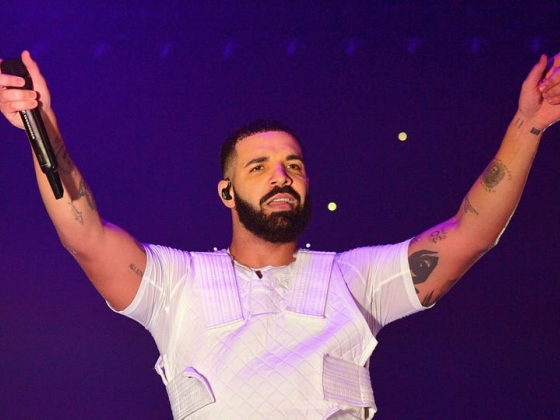 Drake az egyik leghosszabb futása közül az 1. helyen áll, mivel uralja az egyik listát