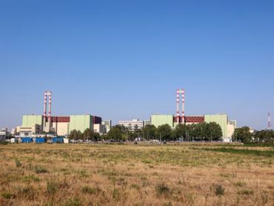 Megérkezett az első bárka: Magyar Péterék elsüllyesztik, ha kell