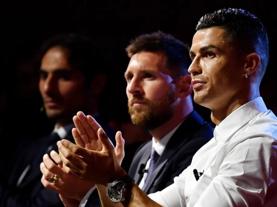 „Hatalmas ölelés ezekben a nehéz időkben, Leo” – Cristiano Ronaldo üzent a gyászoló Messinek