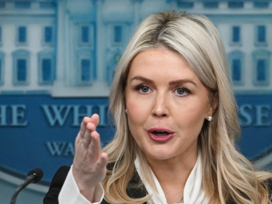 Lemondott Trump legbuzgóbb védőbástyája, Karoline Leavitt
