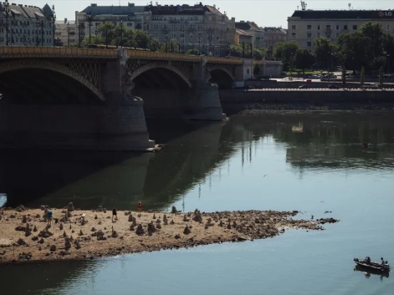 A veszély nem múlt el: ismét nyomás alatt van a budapesti vízszolgáltatás