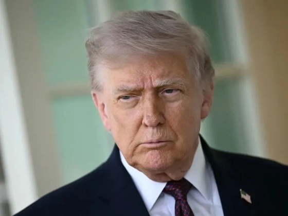 Pert indítottak Trump ellen, súlyos vádakat fogalmaztak meg