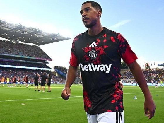 Hogyan változnak a Premier League mezei a szerencsejáték-szponzorok betiltásával