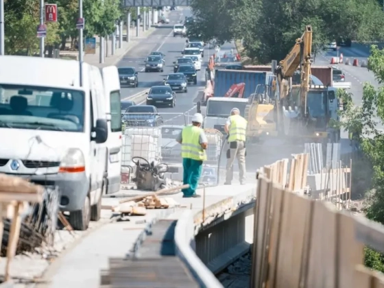 Teljesen lezárják a Gubacsi hidat, több busz útvonala is megváltozik