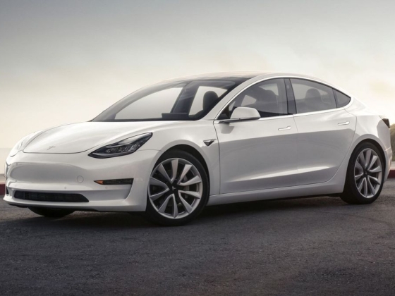 Sokkal többen akarnak itthon villanyautót venni, mint egy éve, közben csökkent a Tesla dominanciája