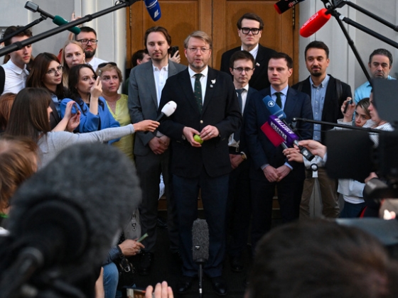 Nem tűri Vlagyimir Putyin a kritikát, kizárta a választásokról az egyetlen háborúellenes pártot