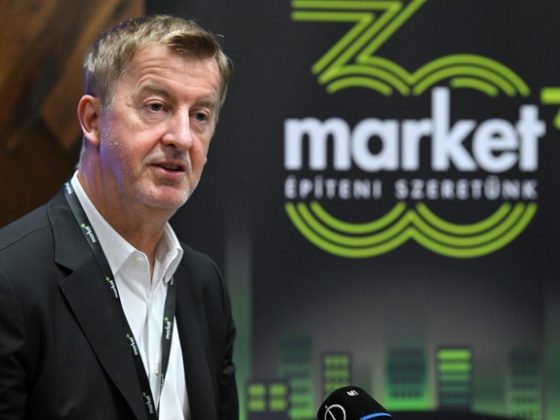 Magyar Péter név szerint kérte számon Garancsi Istvánt, megérkezett a válasz: tízezer tonna követ ad a Market