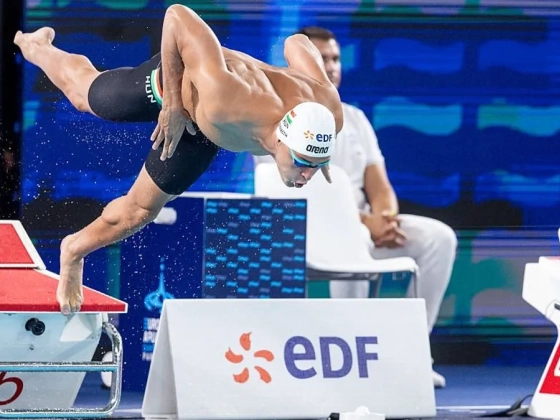 Úszó Eb: döntős a 4x100-as gyorsváltó