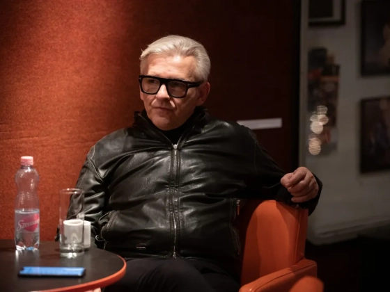Alföldi Róbert szerint egyszerű és pofátlan hazugság, amit Vidnyánszky Attila állít
